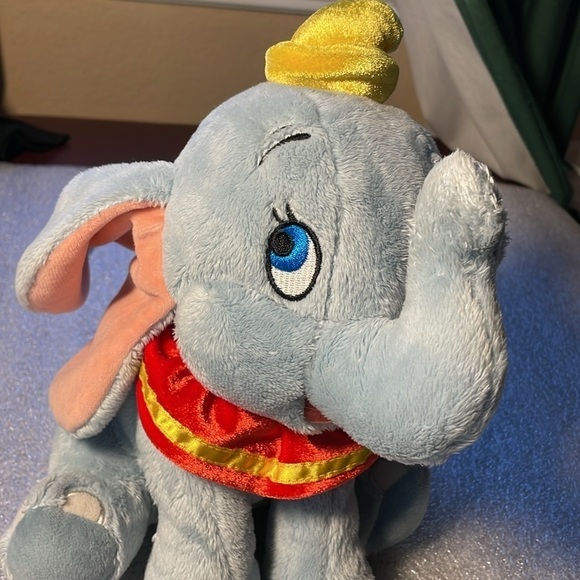 Disney Parks Dumbo Plush Floppy Ears Sitting Elephant Stuffed Animal 11” Blue - Picture 7 of 10